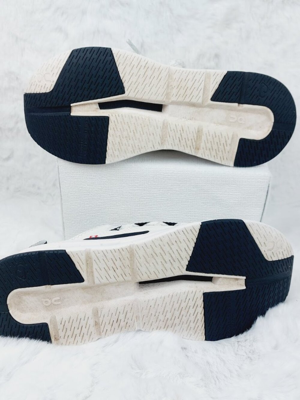 On Running Cloudeasy Women's Undyed White Lace-Up Road Running Shoes Size US 6 - Picture 8 of 10